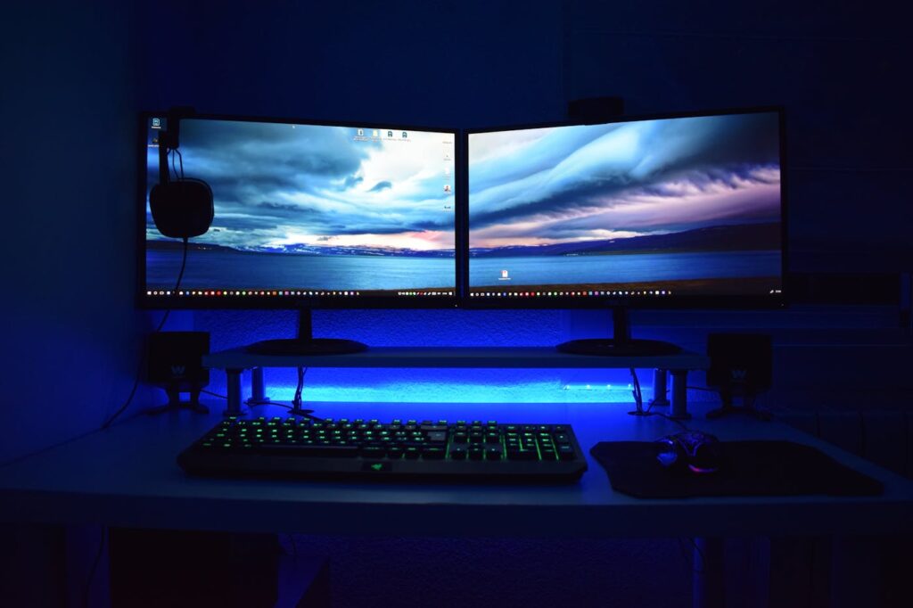 Setup gamer custo-benefício com monitor LG UltraGear de 24 polegadas